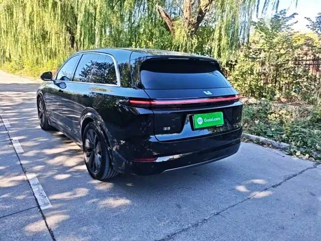Li Auto L7 — Фото автомобиля 4