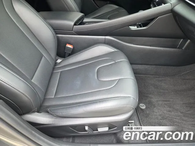 Hyundai AVANTE Новый Avante (CN7) — Фото автомобиля 14
