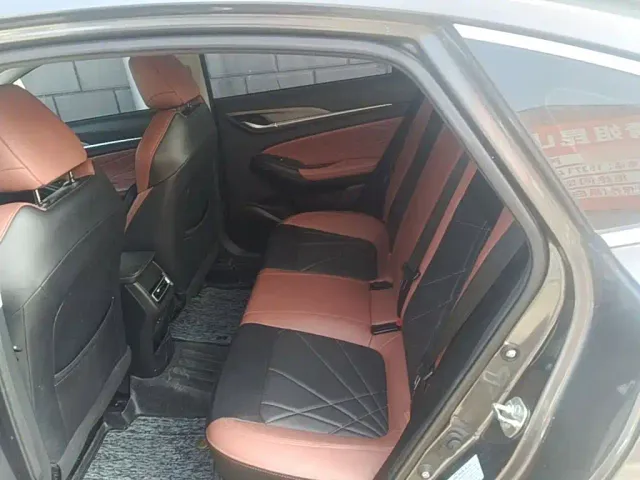 Changan Eado — Фото автомобиля 12