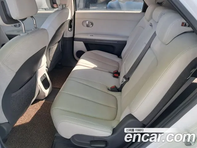 Hyundai Ioniq 5 — Фото автомобиля 8