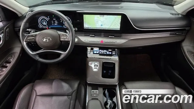 Hyundai Grandeur New — Фото автомобиля 10