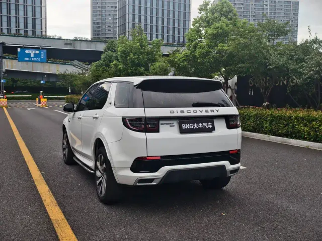 Land Rover Discovery Sport — Фото автомобиля 6