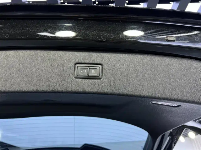 Audi Q7 — Фото автомобиля 29