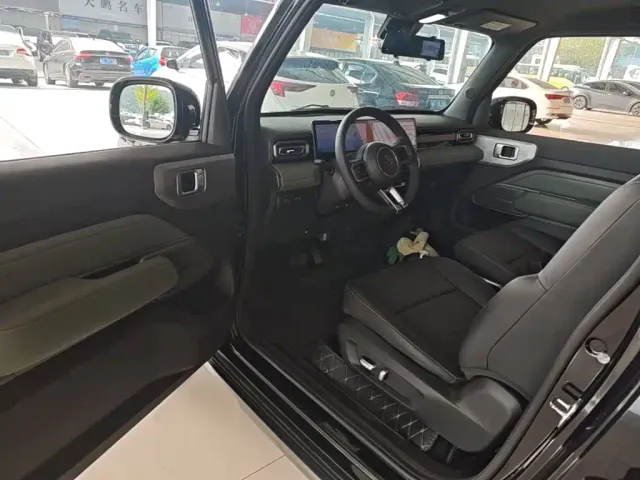Baojun Yep — Фото автомобиля 15