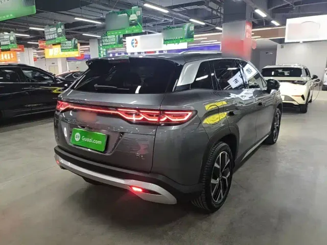 BYD Song L DM-i 2024 160km Superior — Фото автомобиля 6