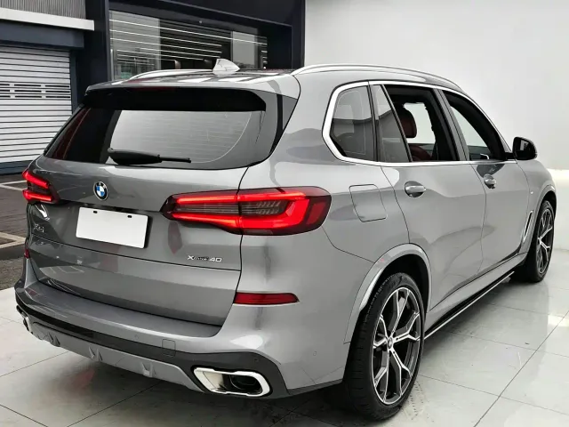 BMW X5 — Фото автомобиля 17