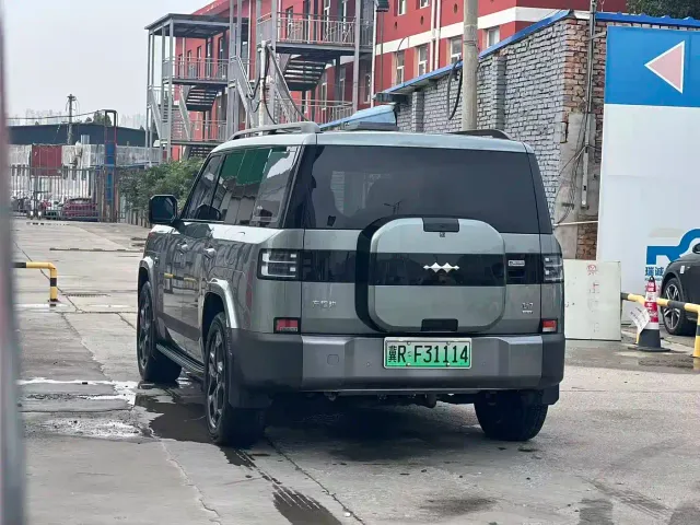 BYD FangChengBao Titanium 7 — Фото автомобиля 11