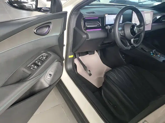 BYD Seal 06 — Фото автомобиля 15