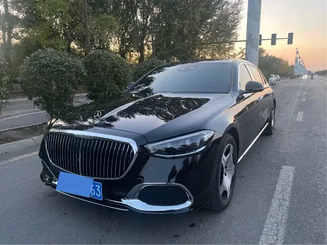 Фотография автомобиля — Mercedes-Benz Maybach S-Class