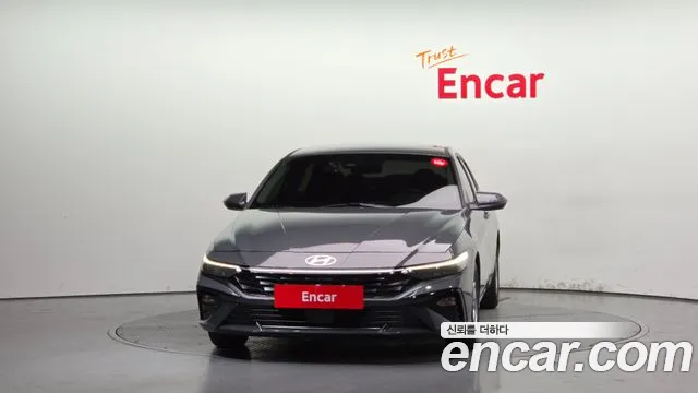 Hyundai AVANTE Новый Avante (CN7) — Фото автомобиля 3