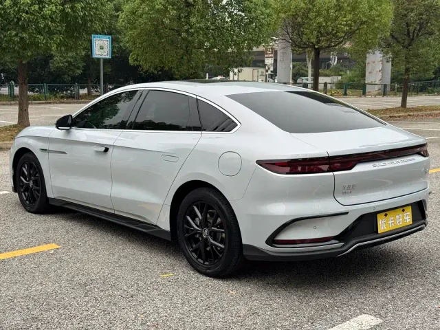 BYD Han 2025 DM-i Smart Drive Edition 125KM Elite — Фото автомобиля 5