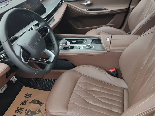 Chery Arrizo 8 — Фото автомобиля 4