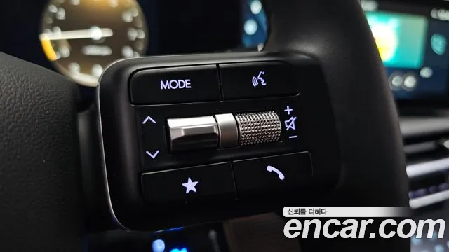 Hyundai Santafe Santa Fe (MX5) Бензин 2.5T 2WD — Фото автомобиля 28