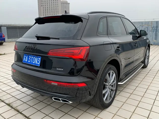 Audi Q5L — Фото автомобиля 6