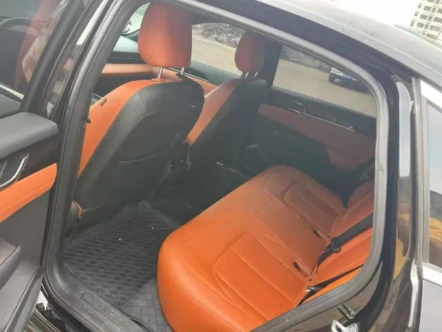 Wuling Starlight — Фото автомобиля 7