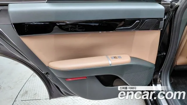 Hyundai Grandeur GN7 — Фото автомобиля 14