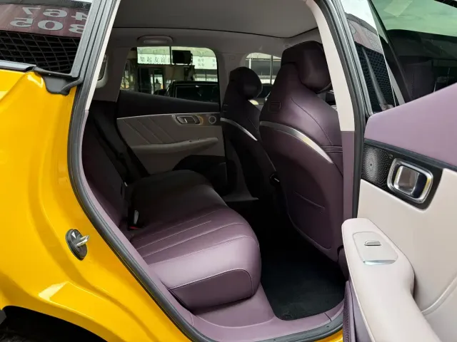 Deepal Deepal S07 2026 Extended Range Basic Model — Фото автомобиля 10