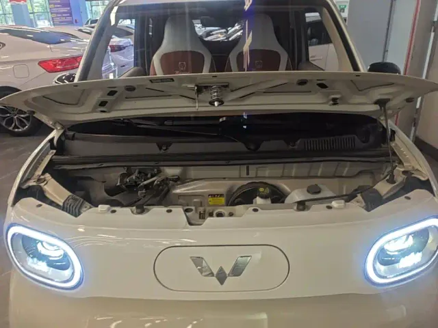 Wuling Hongguang Mini EV — Фото автомобиля 19