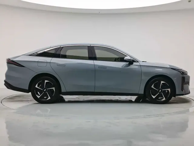 Geely Galaxy L6 — Фото автомобиля 7