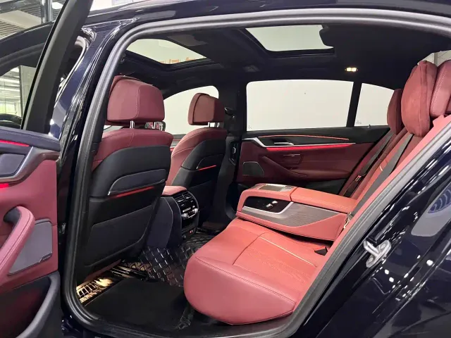 BMW 5 Series — Фото автомобиля 7