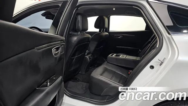 Renault Korea SM6 — Фото автомобиля 18