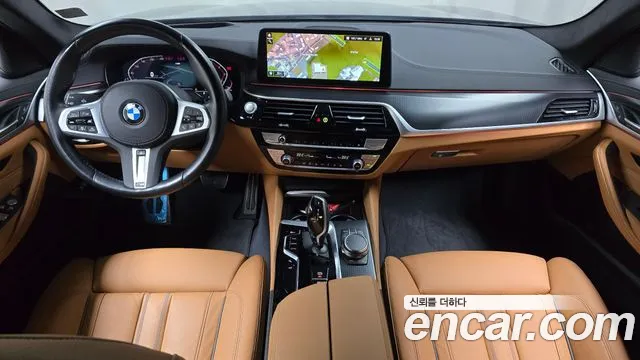 BMW 5-Series — Фото автомобиля 7