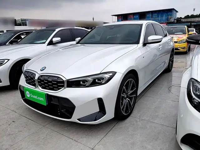 Фотография автомобиля — BMW 3 Series