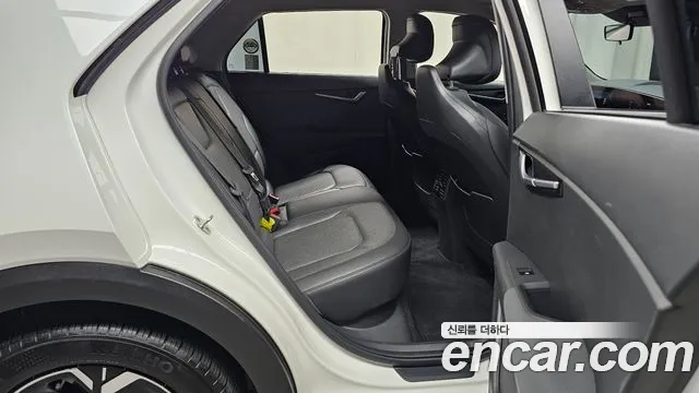 Kia Niro — Фото автомобиля 17