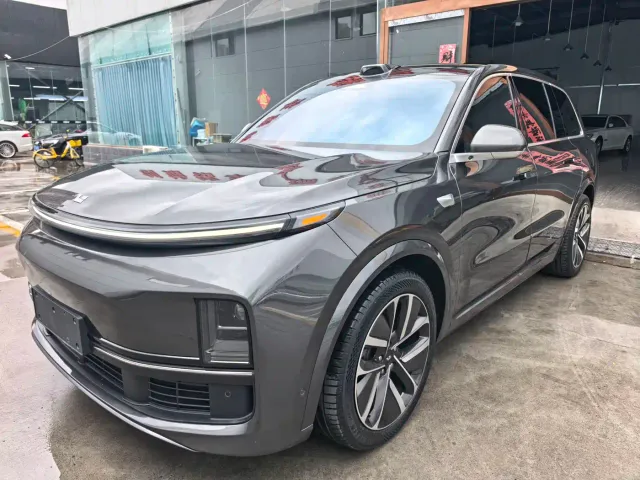 Li Auto L9 — Фото автомобиля 3