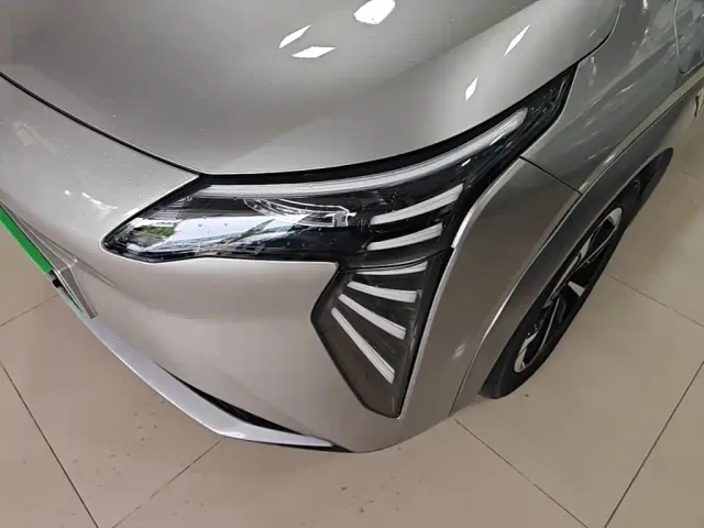 GAC Aion Y — Фото автомобиля 23