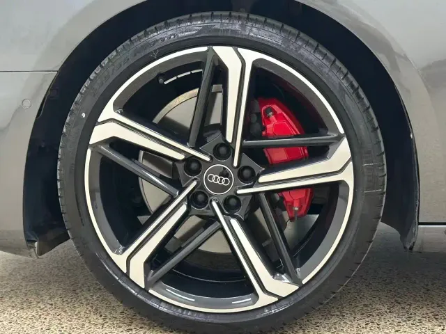 Audi Audi A4L 2022 45 TFSI quattro Premium Dynamic — Фото автомобиля 27