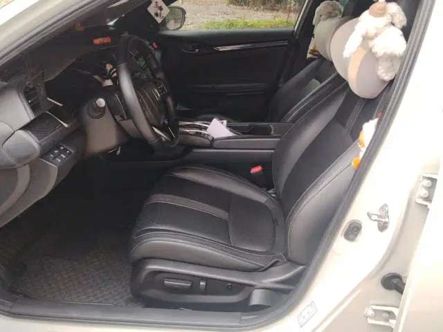 Honda Civic 2021 Hatchback 220TURBO CVT Sport — Фото автомобиля 9