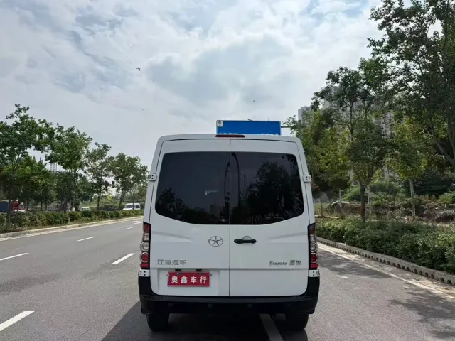 JAC Motors Sunray — Фото автомобиля 10