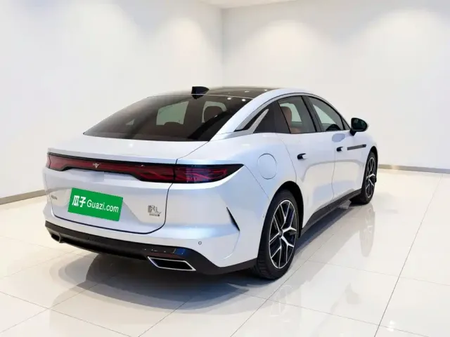 BYD Han L — Фото автомобиля 6