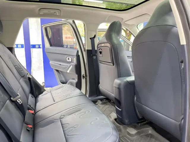 Leapmotor A10 — Фото автомобиля 14