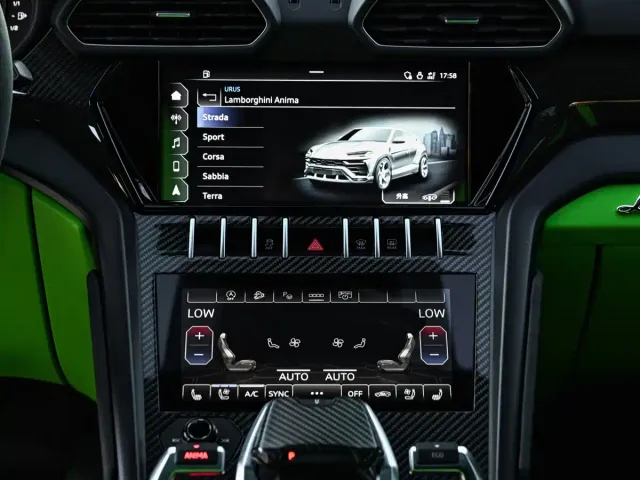 Lamborghini Urus — Фото автомобиля 11