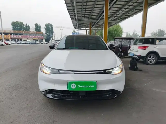 Leapmotor C01 — Фото автомобиля 2