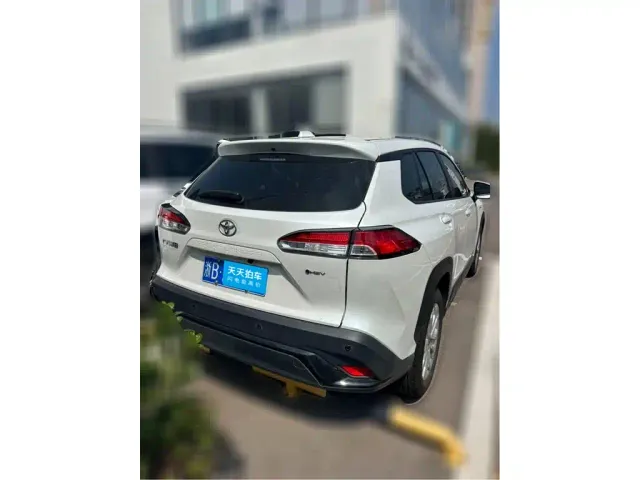 Toyota Frontlander — Фото автомобиля 2