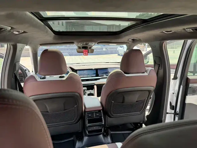 Geely Xingyue L — Фото автомобиля 19