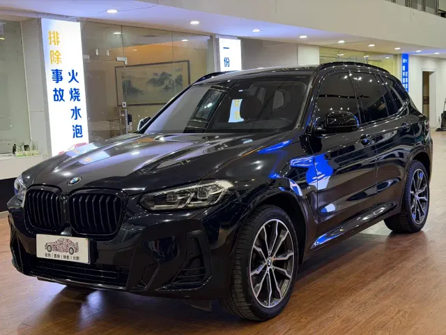 Фотография автомобиля — BMW X3