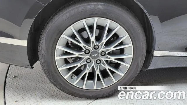 Genesis G80 Бензин 2.5 турбо AWD — Фото автомобиля 5