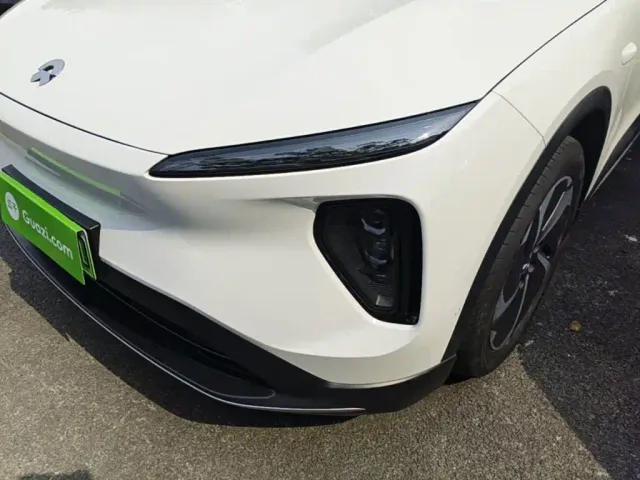 Nio ES6 — Фото автомобиля 23