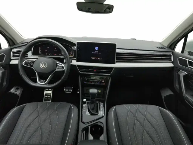 Volkswagen Tiguan L — Фото автомобиля 5