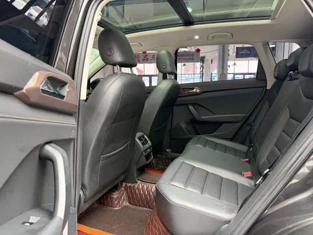 Volkswagen Tharu — Фото автомобиля 8