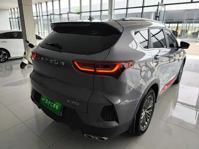 Jetour X70 — Фото автомобиля 6