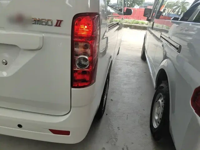 Changan Ruixing EM60 — Фото автомобиля 23