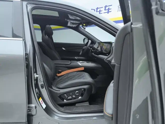 Changan CS75 Plus — Фото автомобиля 8