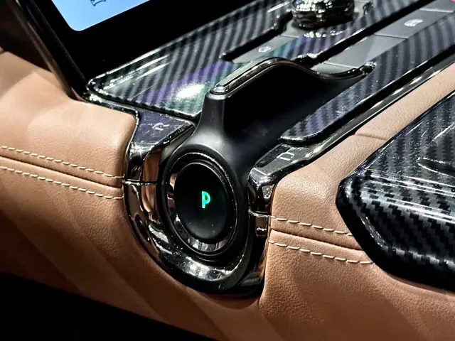 Nio ES6 — Фото автомобиля 23