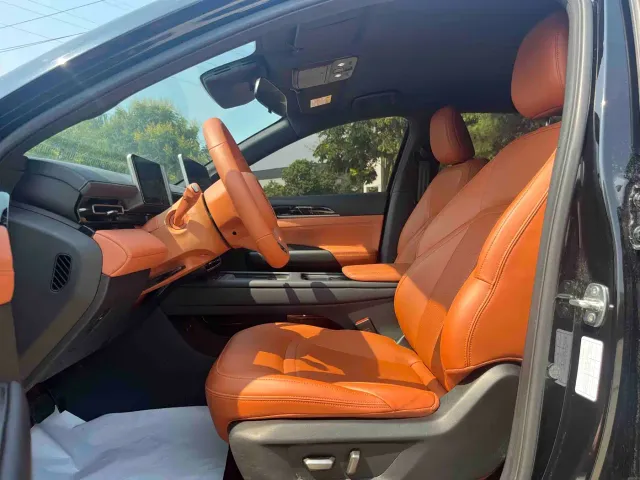Wuling Starlight — Фото автомобиля 5