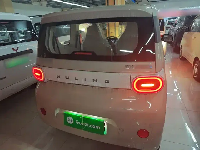 Wuling Hongguang Mini EV — Фото автомобиля 5